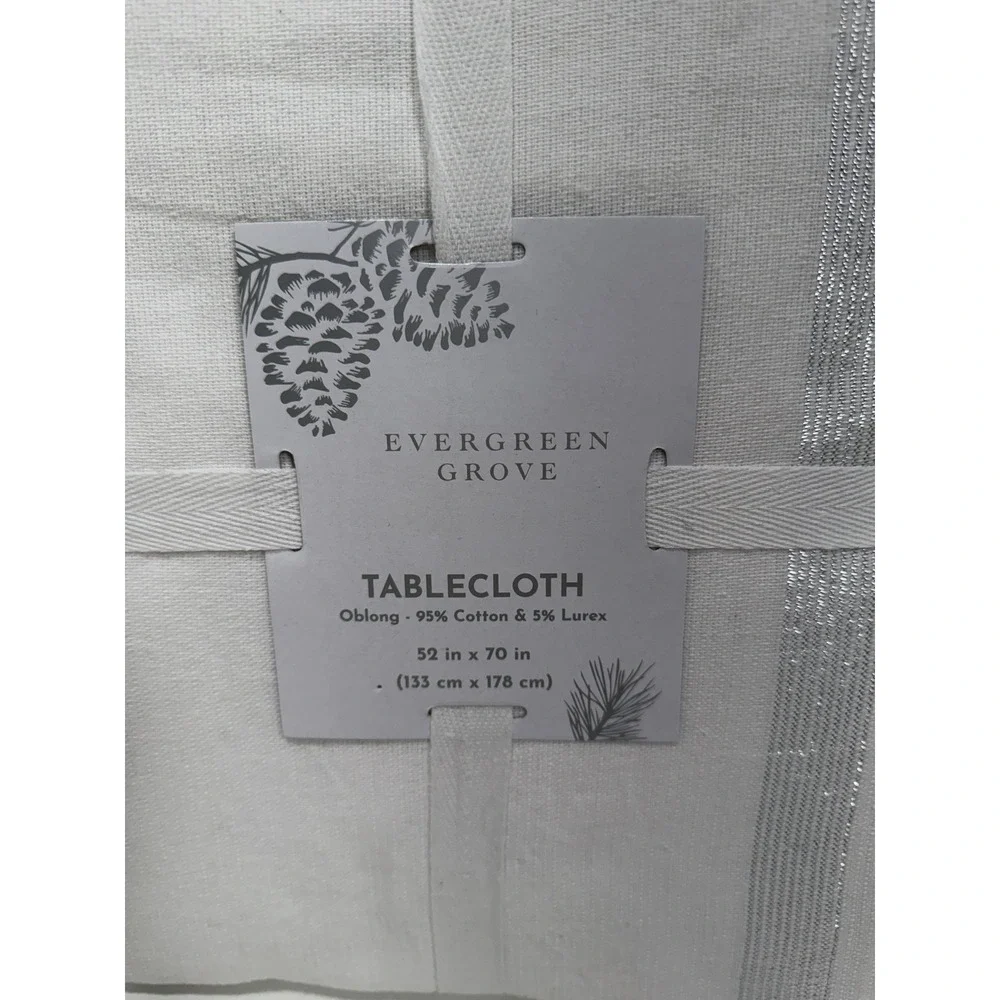 Evergreen Grove Tablecloth 52